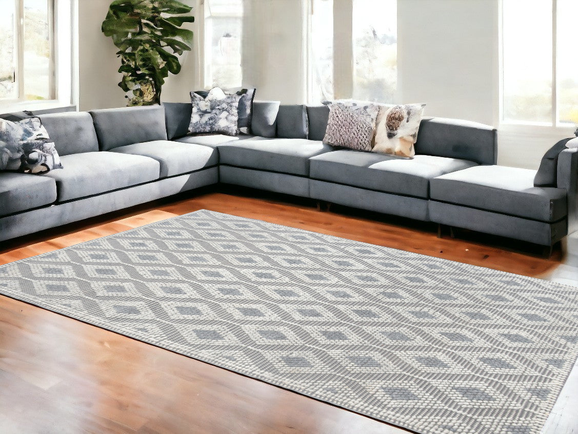 9' X 13' Ivory Gray Diamond Trellis Modern Area Rug-0